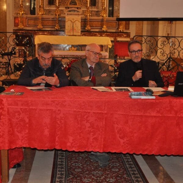 Il “miracolino” di Natale al monastero cover